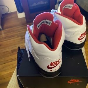 COPY - Nike air jordan 5’s